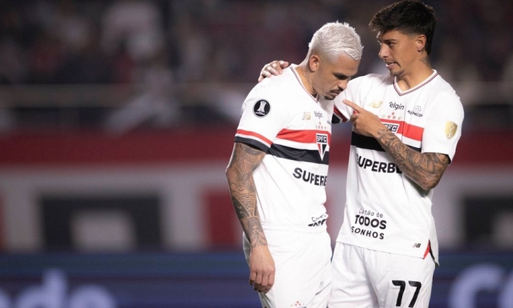 São Paulo perde para o LDU e cai nas quartas da Libertadores 
