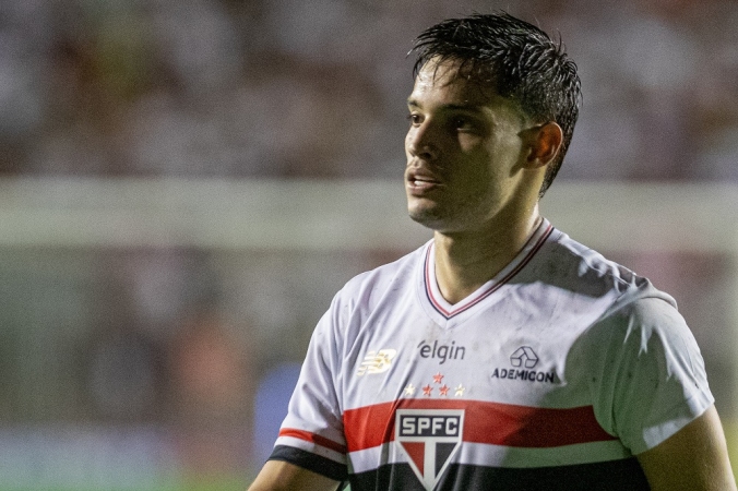 Em estreia na Sul-Americana, São Paulo bate o Boston River por 1 a 0