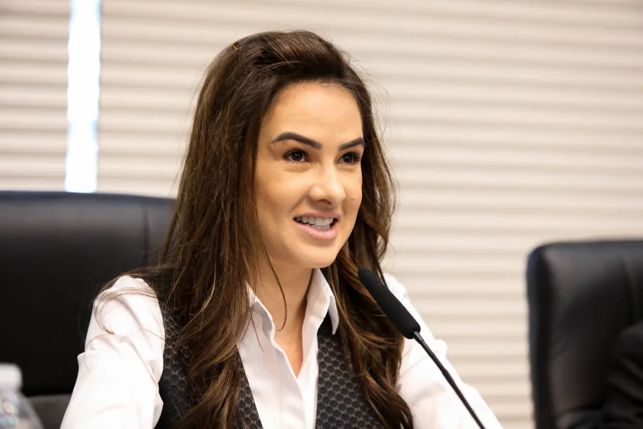 Bruna Furlan oficializa filiação ao Republicanos e mira reeleição em SP