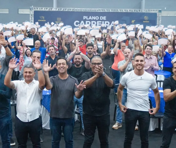Kauan Berto anuncia Plano de Carreira e destaca valorização dos servidores em Cajamar