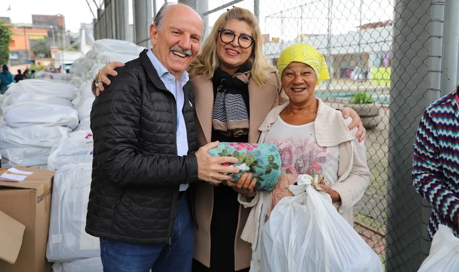 Beto Piteri lança Campanha do Agasalho 2026 e reforça solidariedade em Barueri