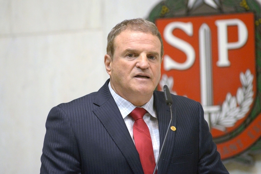 Cezar pede ao Estado capacetes balísticos para Polícia Militar