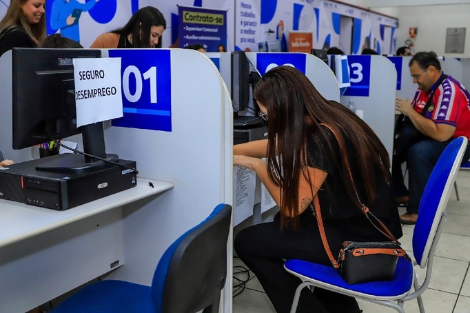 Santana de Parnaíba disponibiliza 100 vagas de emprego em logística