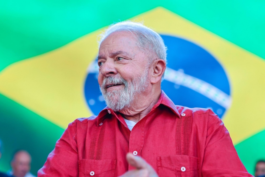 Lula investe no combate à fome e retomada das obras paradas em todo o país