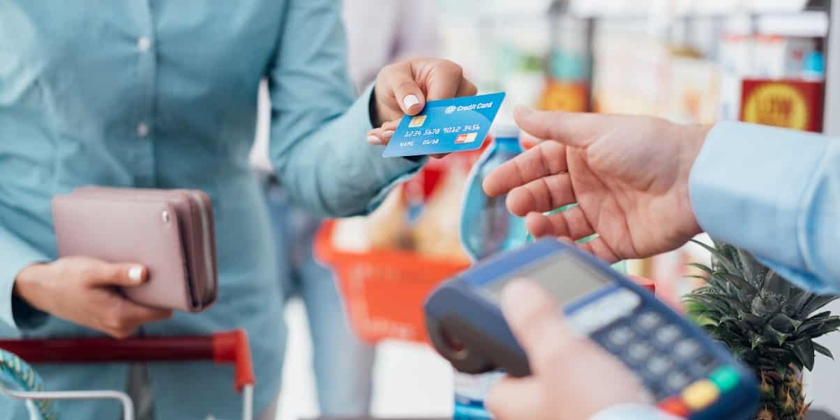 Bancos entregarão estudo sobre juros do rotativo do cartão