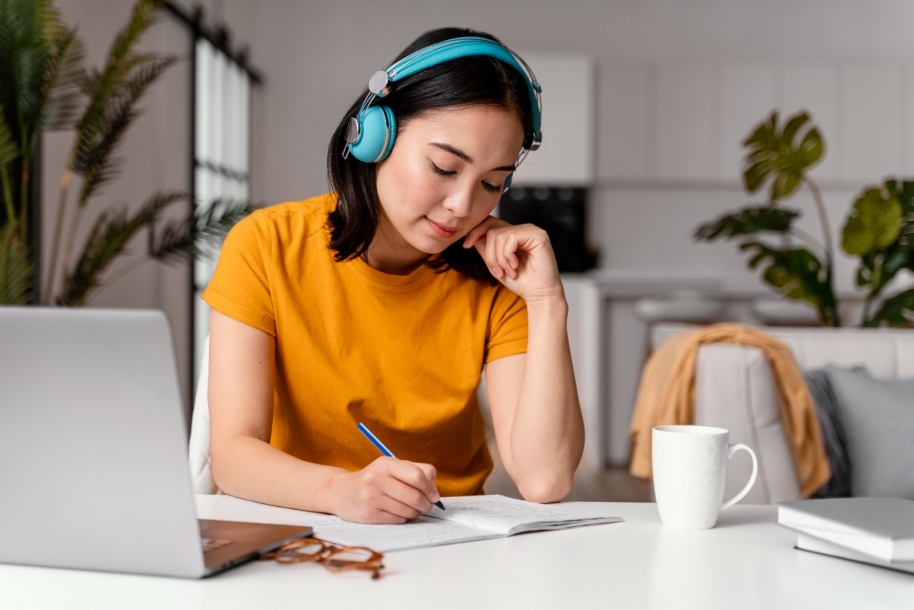 Santana de Parnaíba oferece 25 cursos de língua estrangeira de forma gratuita